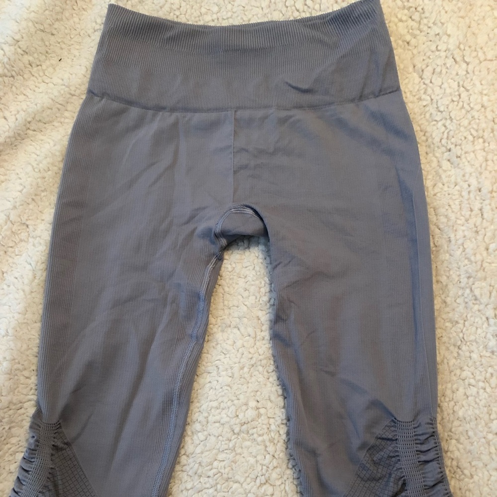 Lululemon cropped leggings